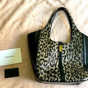 Snow leopard snowfall Brahmin Purse